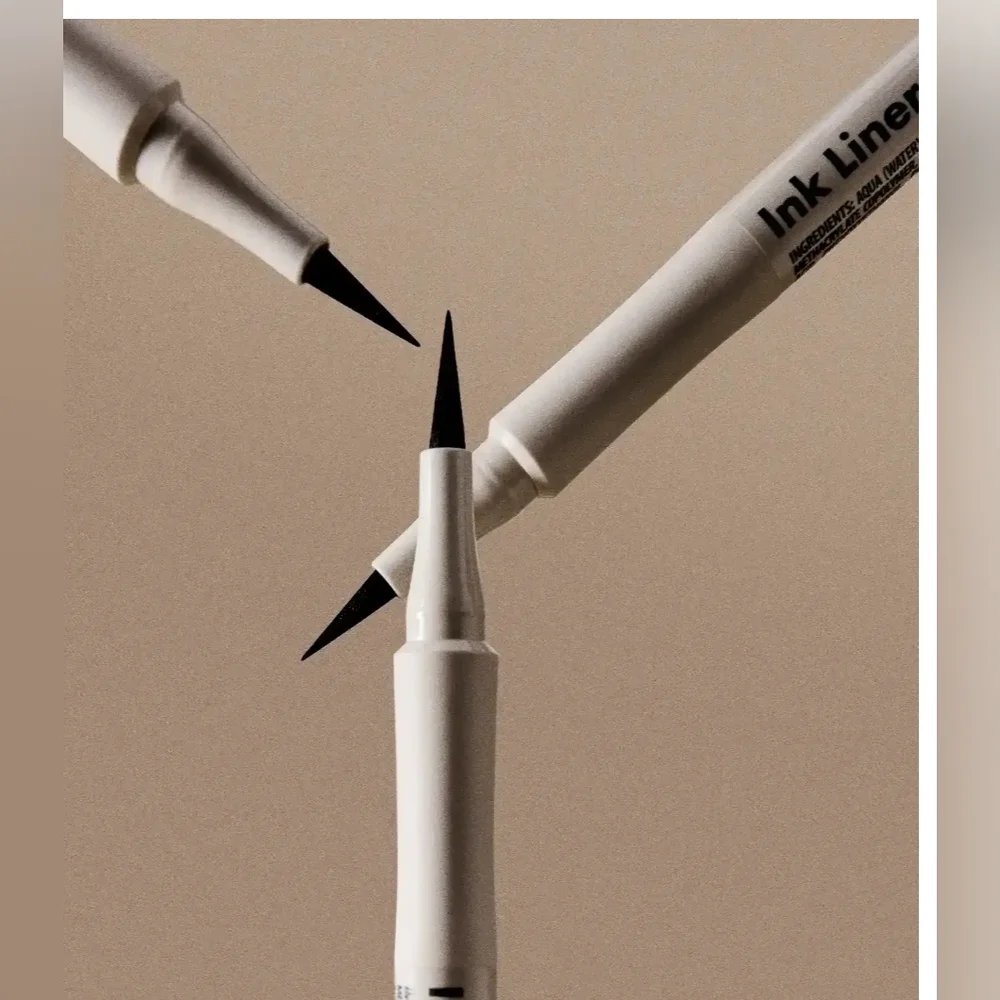 Farmasi Deep Black Liquid Eyeliner